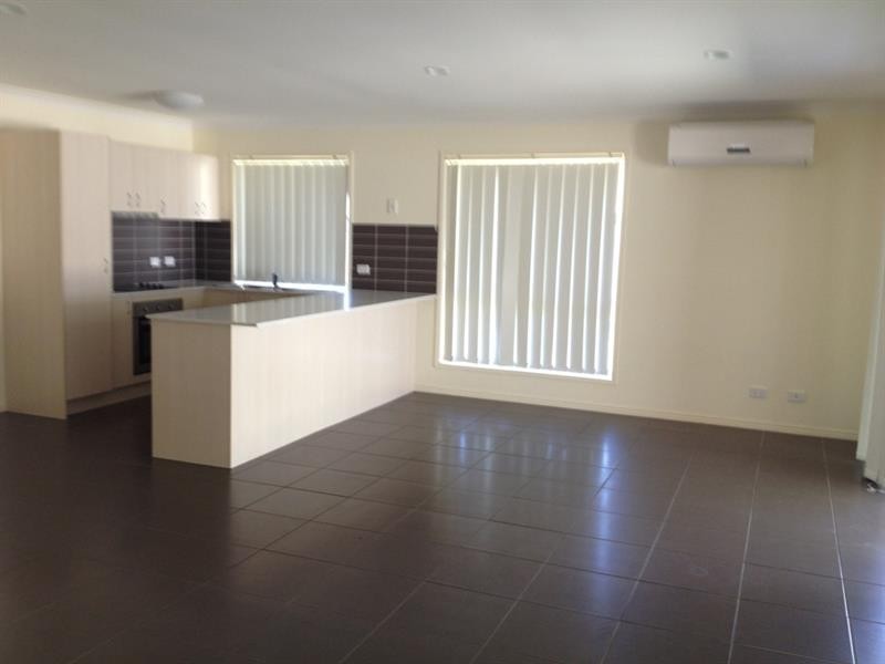 30 Atlantic Dr, Brassall QLD 4305