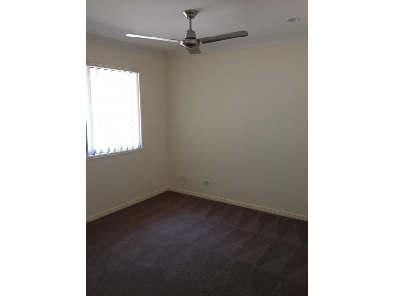 30 Atlantic Dr, Brassall QLD 4305
