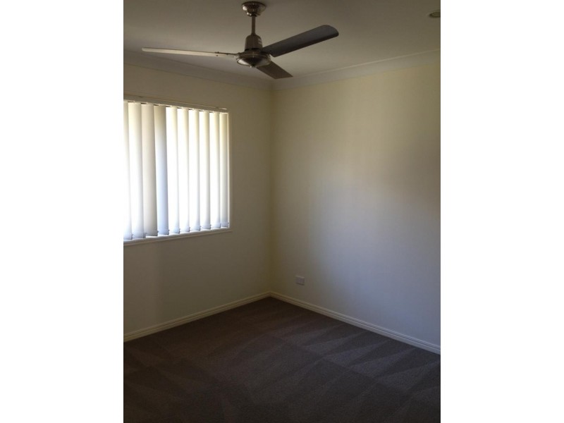 30 Atlantic Dr, Brassall QLD 4305