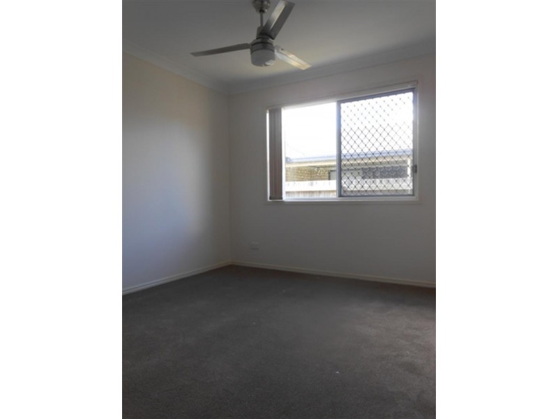 8 Jonic Dr, Goodna QLD 4300
