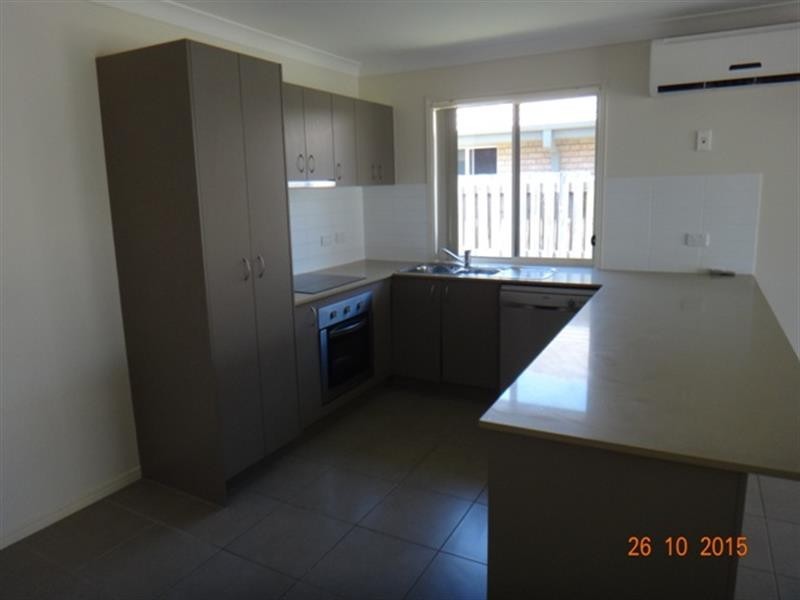 48 Moonlight Dr, Brassall QLD 4305