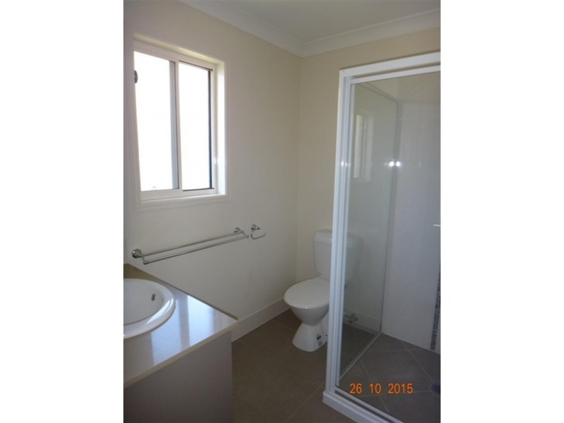 48 Moonlight Dr, Brassall QLD 4305