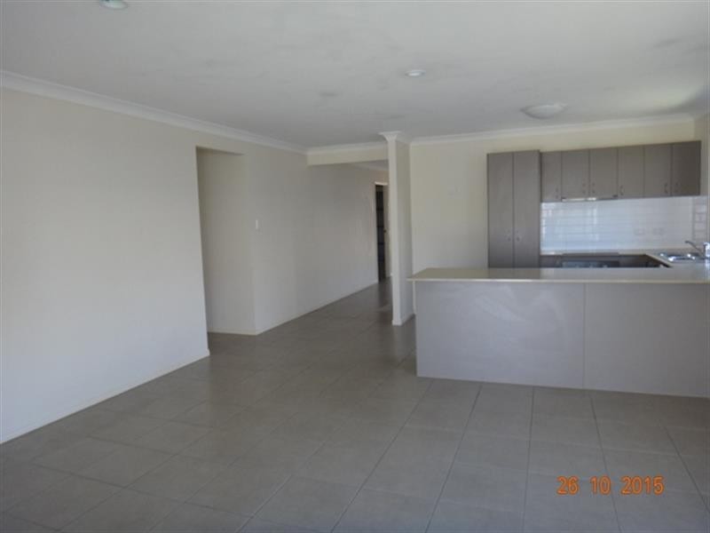 48 Moonlight Dr, Brassall QLD 4305