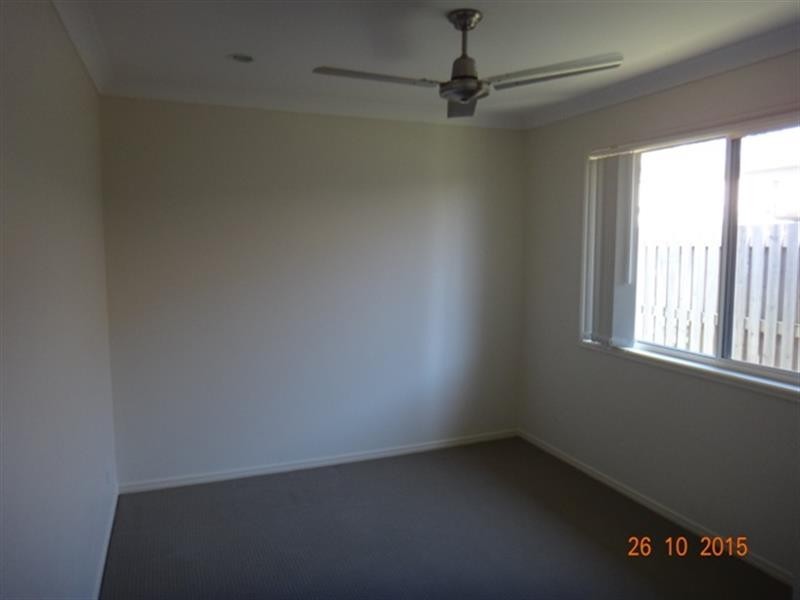 48 Moonlight Dr, Brassall QLD 4305