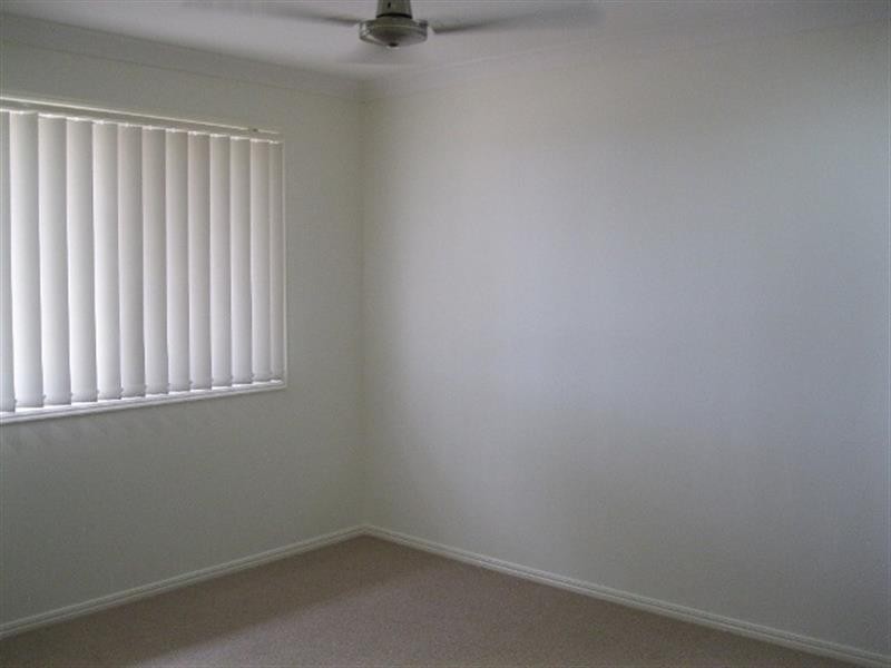 25 Friendship Pl, Brassall QLD 4305