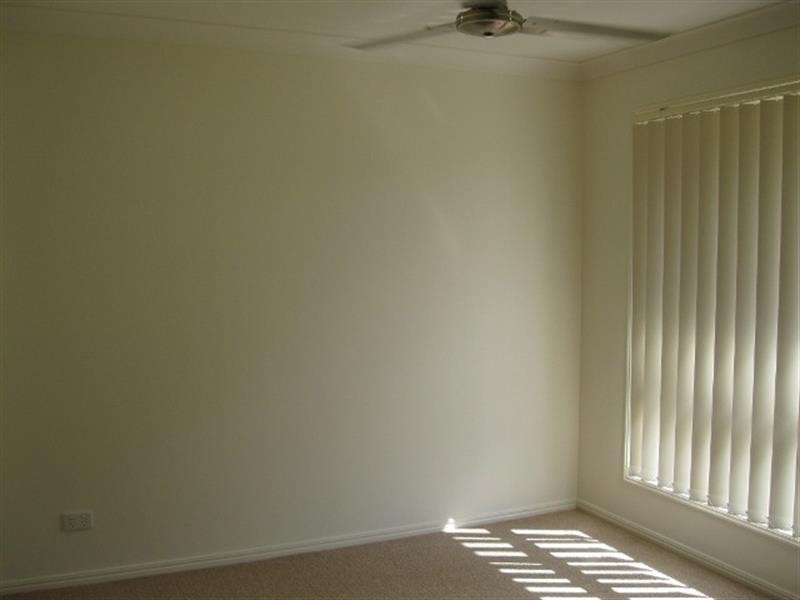 25 Friendship Pl, Brassall QLD 4305