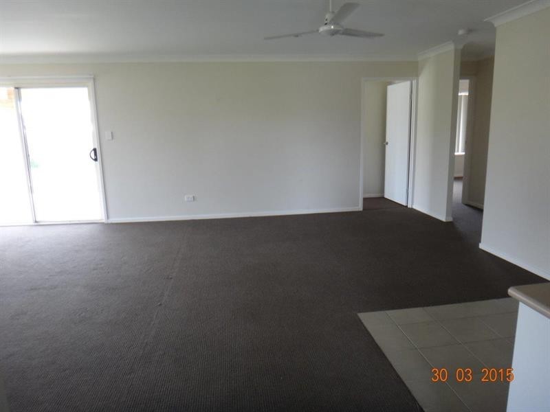 10 Lewis Ct, Lowood QLD 4311