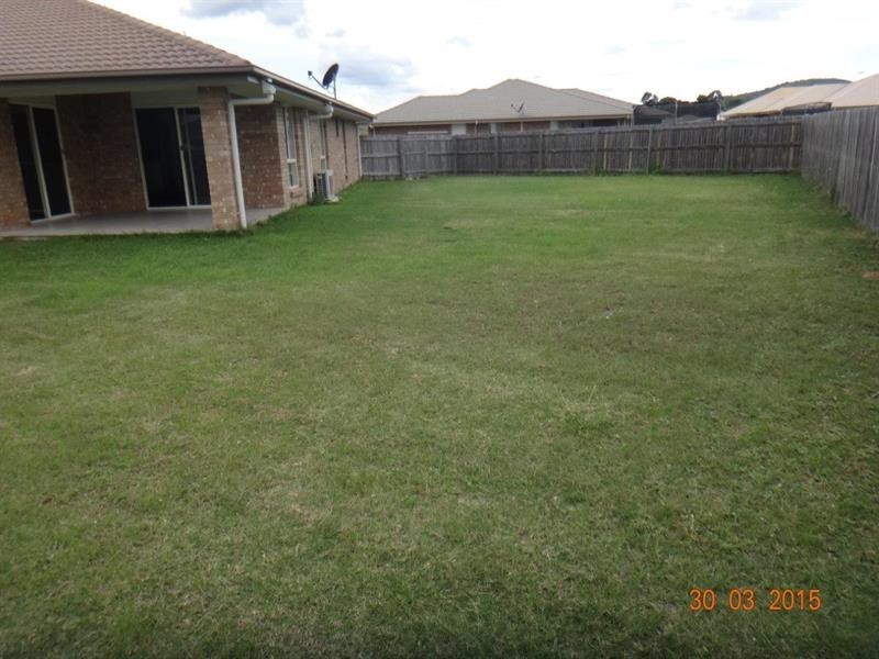 10 Lewis Ct, Lowood QLD 4311