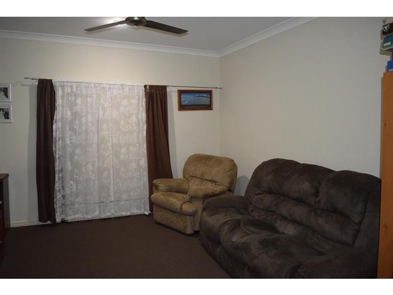 66 Vineyard St, One Mile QLD 4305