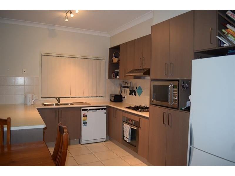 66 Vineyard St, One Mile QLD 4305