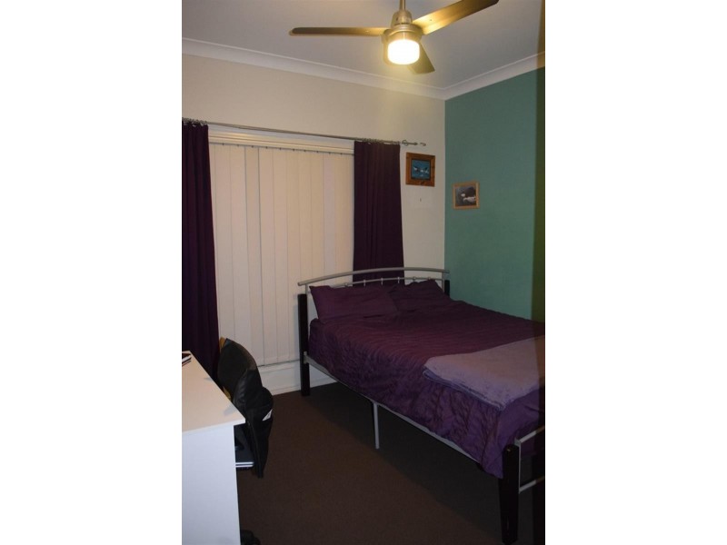 66 Vineyard St, One Mile QLD 4305