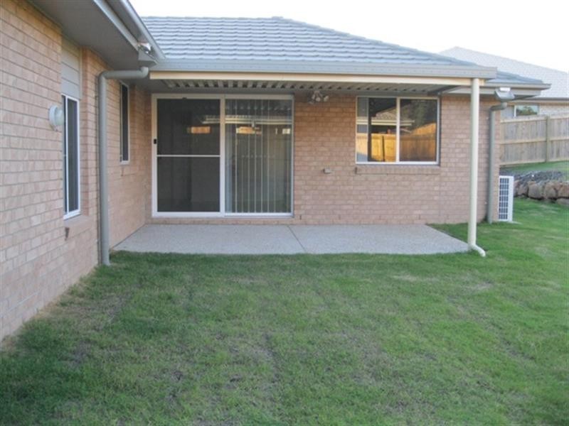 21 Atlantic Dr, Brassall QLD 4305