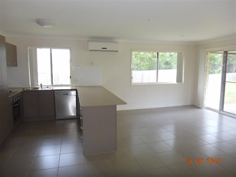 34 Atlantic Dr, Brassall QLD 4305