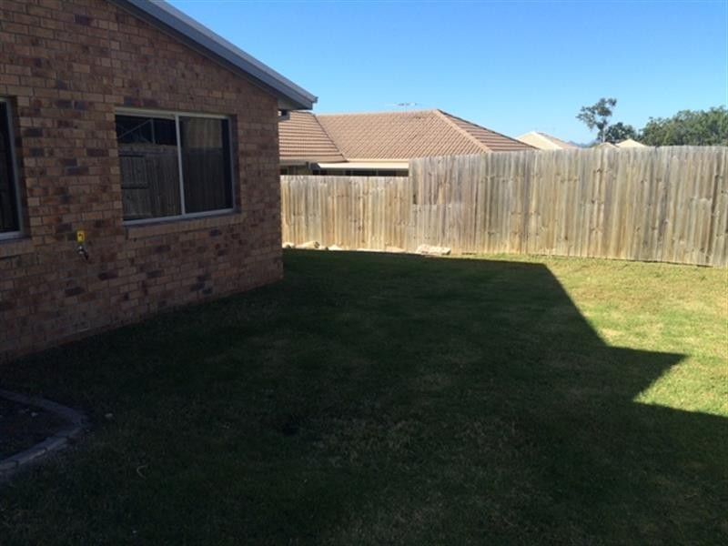 16 Borrowdale Ct, Brassall QLD 4305