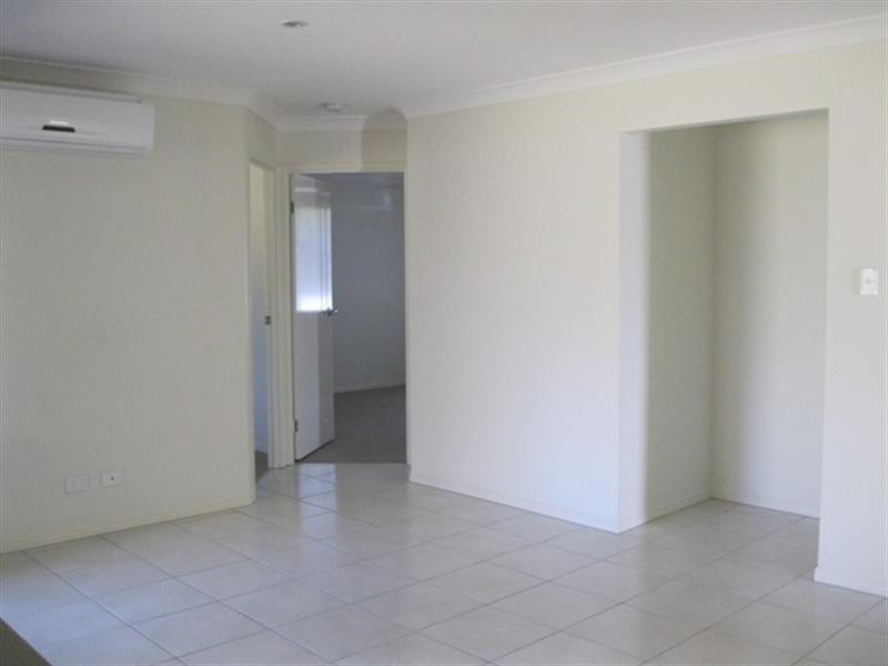 10 Atlantic Dr, Brassall QLD 4305