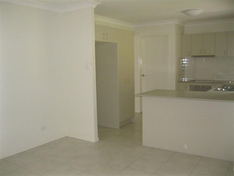 10 Atlantic Dr, Brassall QLD 4305