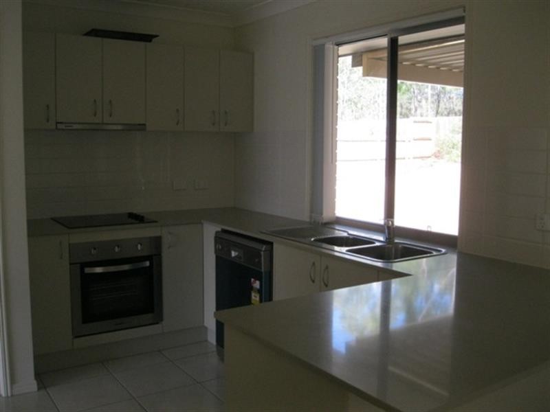 10 Atlantic Dr, Brassall QLD 4305