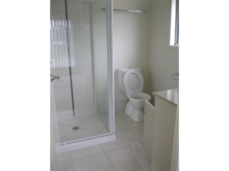 10 Atlantic Dr, Brassall QLD 4305