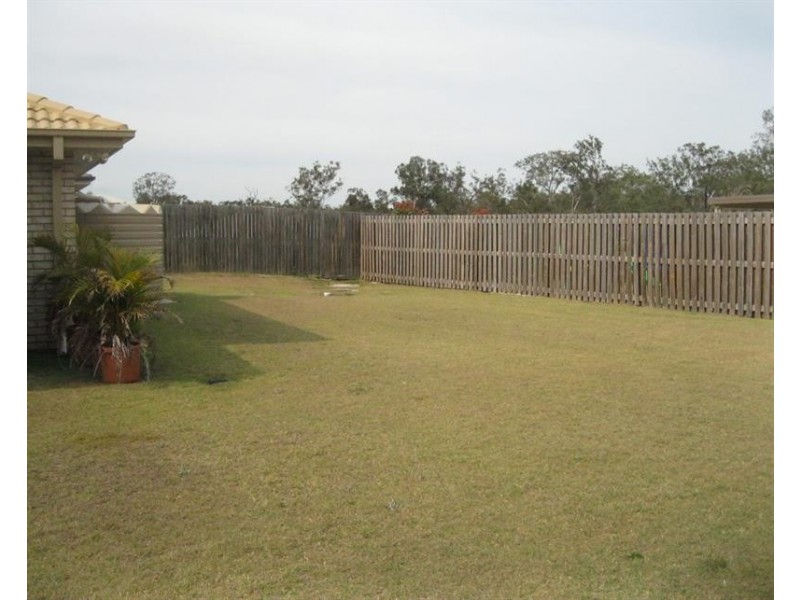 14 Aramac St, Brassall QLD 4305