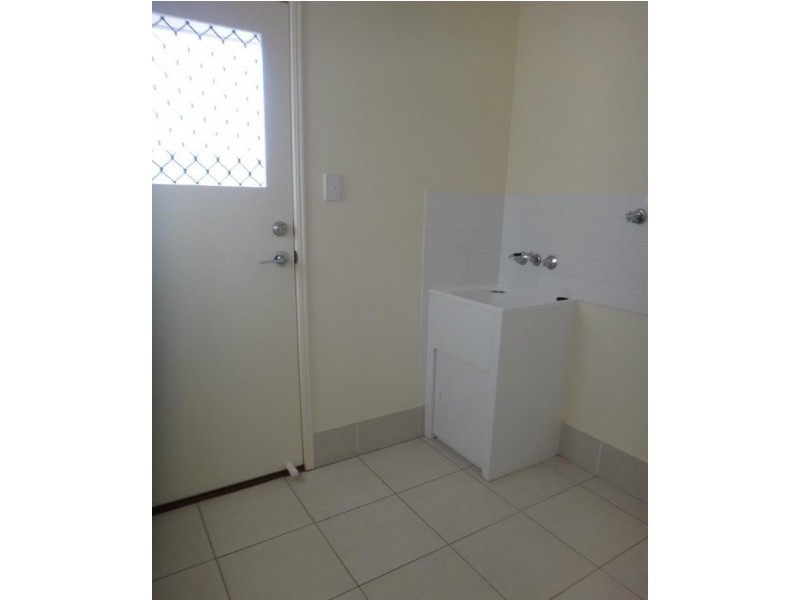 14 Aramac St, Brassall QLD 4305