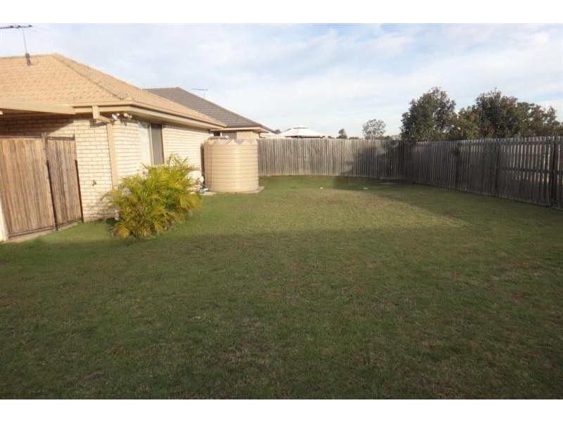 14 Aramac St, Brassall QLD 4305