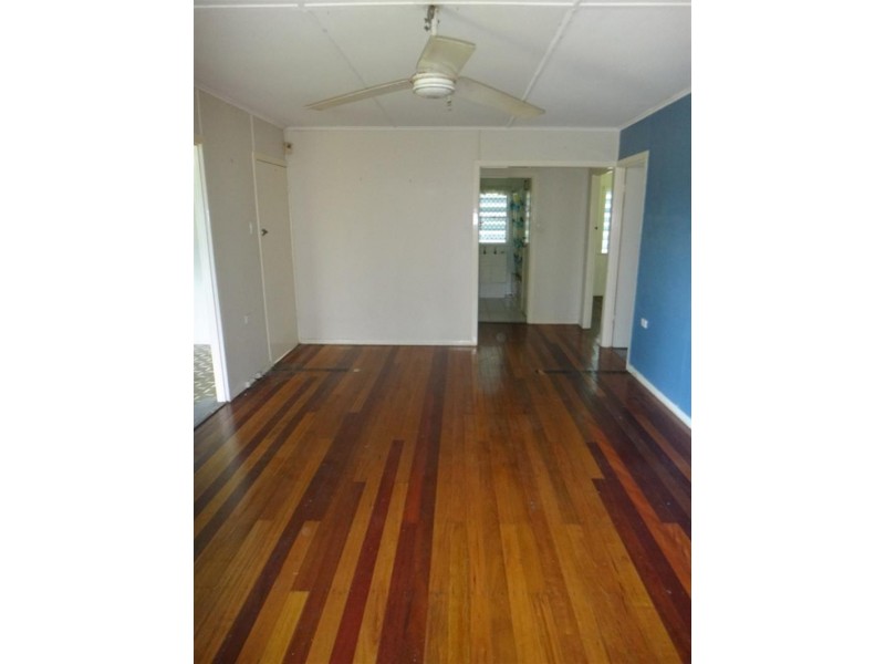 57 Gladstone Rd, Sadliers Crossing QLD 4305