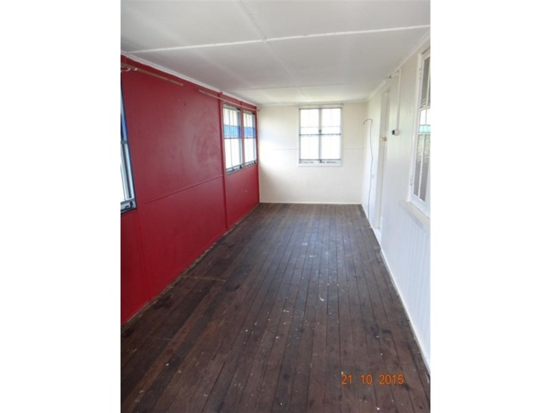 70 Pine Mountain  Rd, North Ipswich QLD 4305