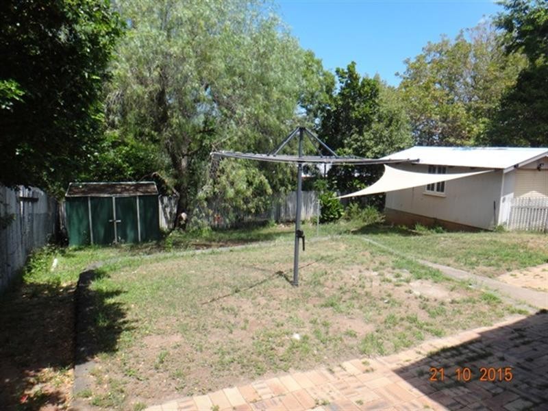 70 Pine Mountain  Rd, North Ipswich QLD 4305