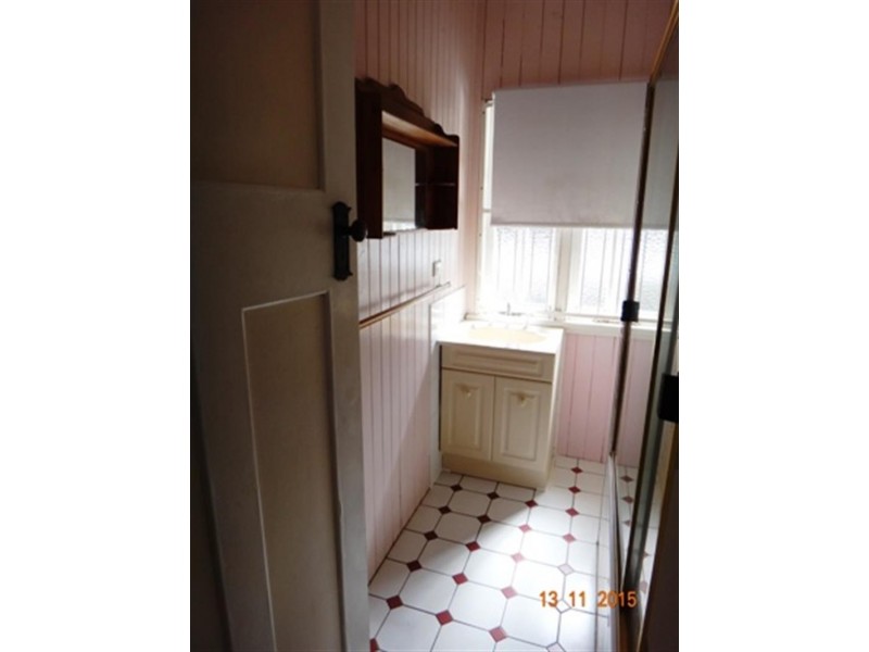 70 Pine Mountain  Rd, North Ipswich QLD 4305