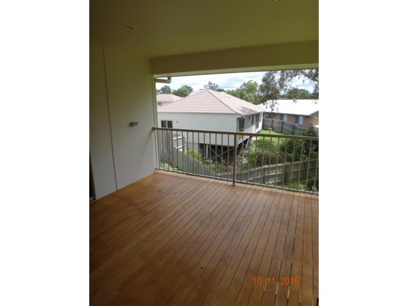 5a Tunstall Pl, Brassall QLD 4305
