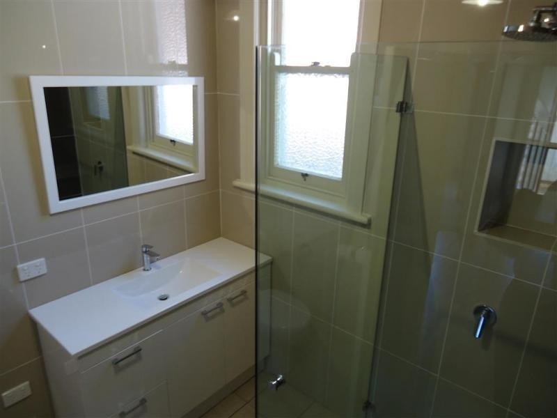 9 Fox St, Wagga Wagga NSW 2650