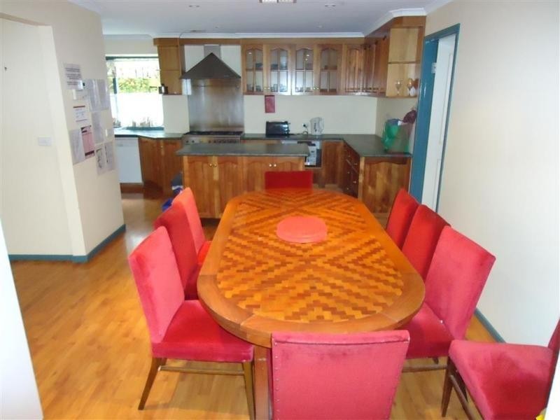 71 Pugsley Ave, Wagga Wagga NSW 2650
