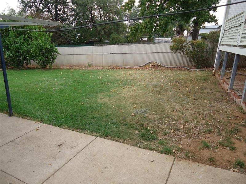 14 Condon Ave, Wagga Wagga NSW 2650