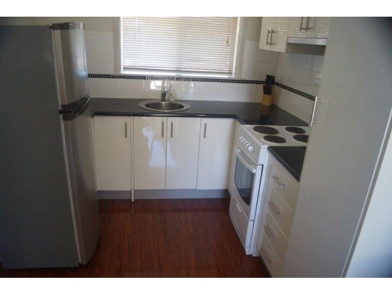6/32 Lampe Ave, Wagga Wagga NSW 2650
