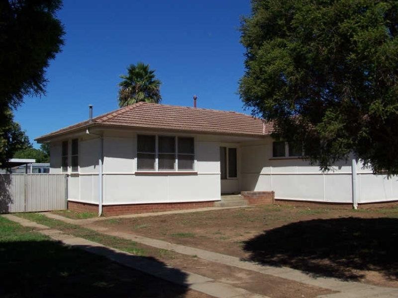 10 Madang St, Wagga Wagga NSW 2650