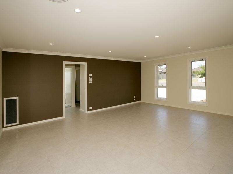 1/4 Apprentice Ave, Wagga Wagga NSW 2650