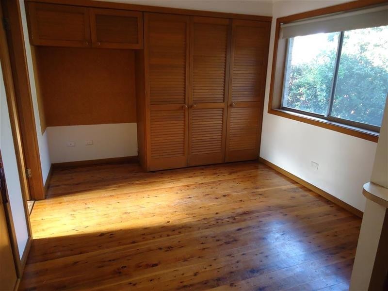 8 Kennedy Ave, Wagga Wagga NSW 2650