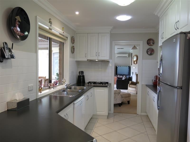 10 Hudson Dr, Wagga Wagga NSW 2650