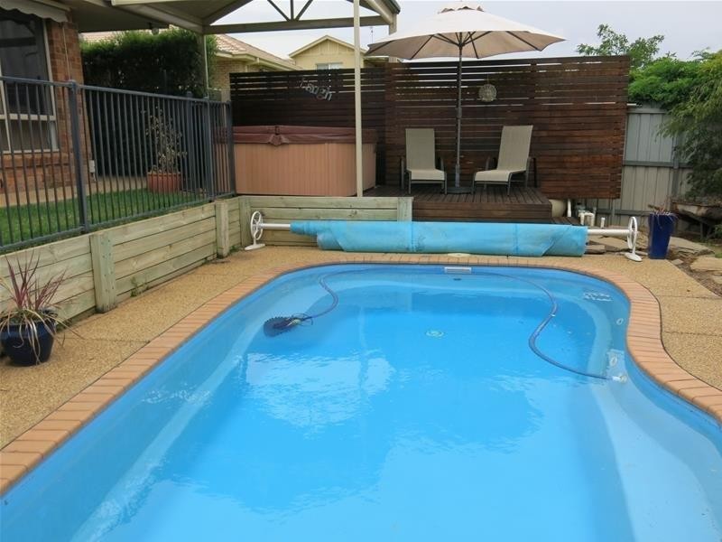 10 Hudson Dr, Wagga Wagga NSW 2650