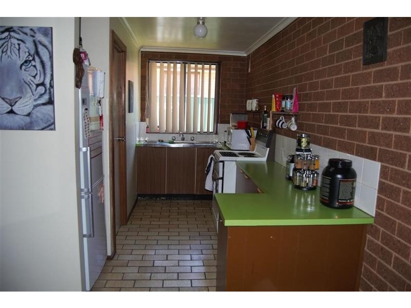 2/8 Kokoda St, Wagga Wagga NSW 2650