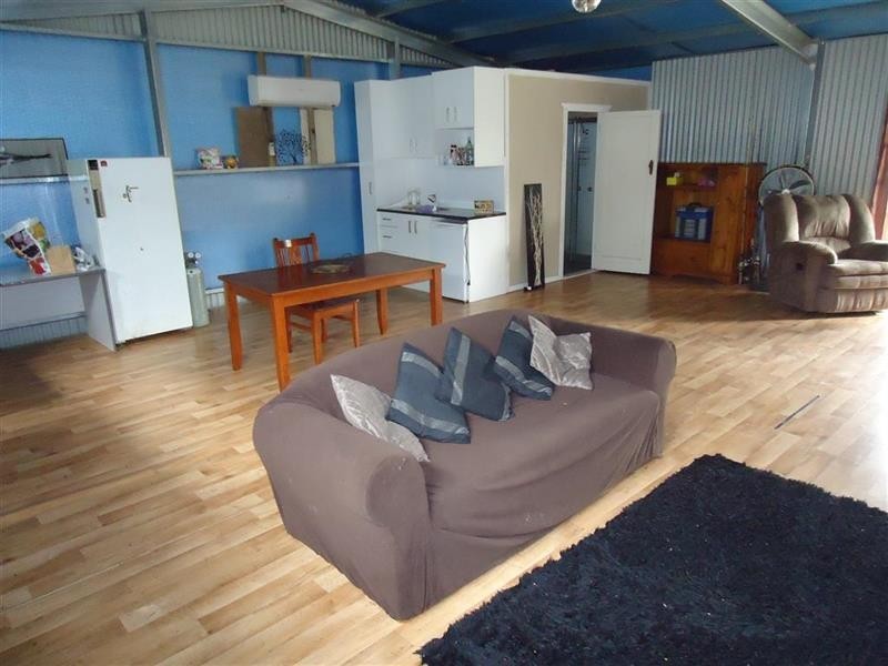 27 Bourke St, Wagga Wagga NSW 2650