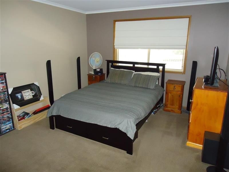4 Kincora  Pl, Wagga Wagga NSW 2650