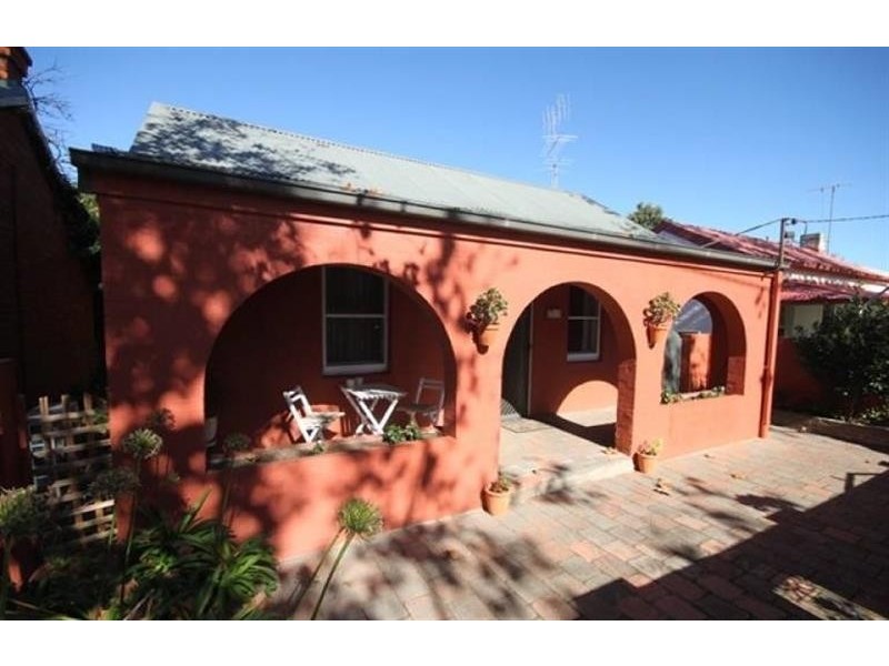170 Gurwood St, Wagga Wagga NSW 2650