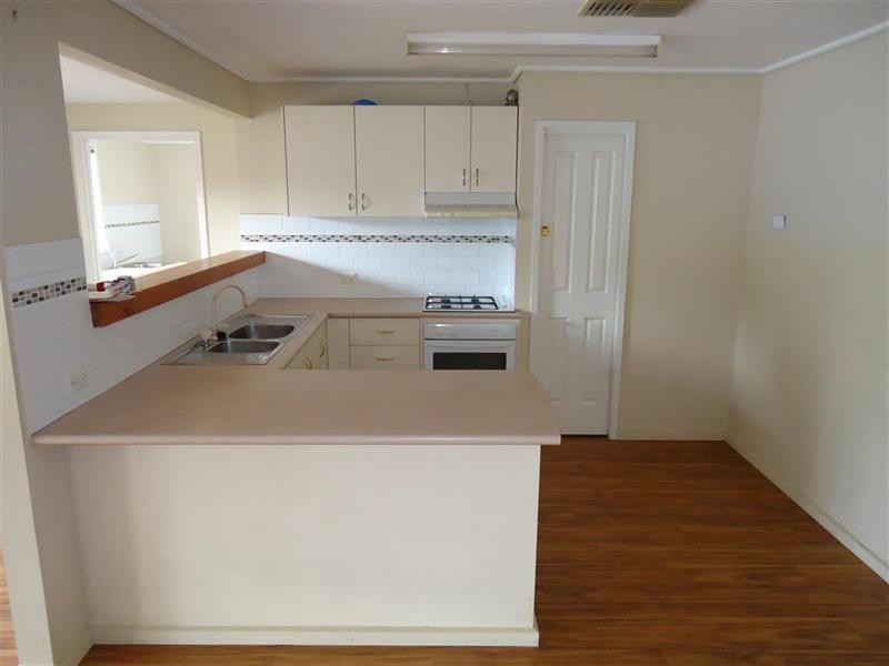 24 Waratah St, Wagga Wagga NSW 2650