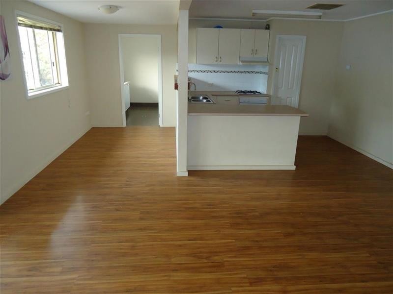 24 Waratah St, Wagga Wagga NSW 2650
