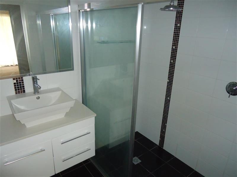 24 Waratah St, Wagga Wagga NSW 2650