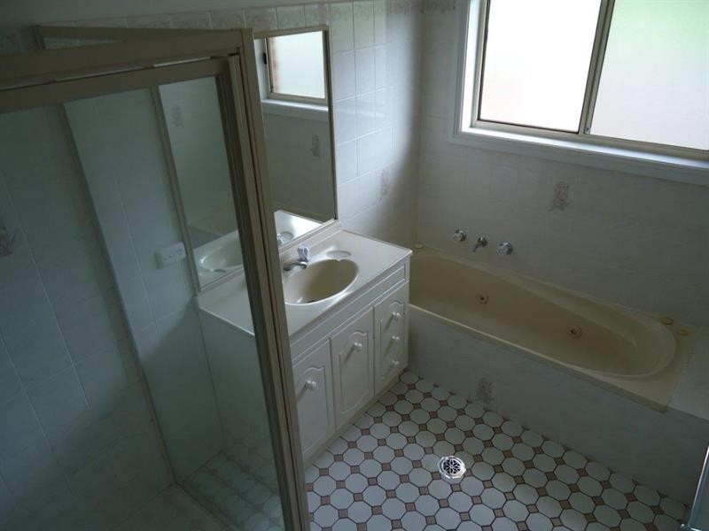 1/8 Malebo Pl, Wagga Wagga NSW 2650