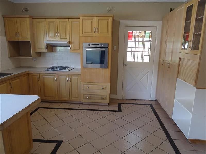 35 Bluett Cres, Wagga Wagga NSW 2650