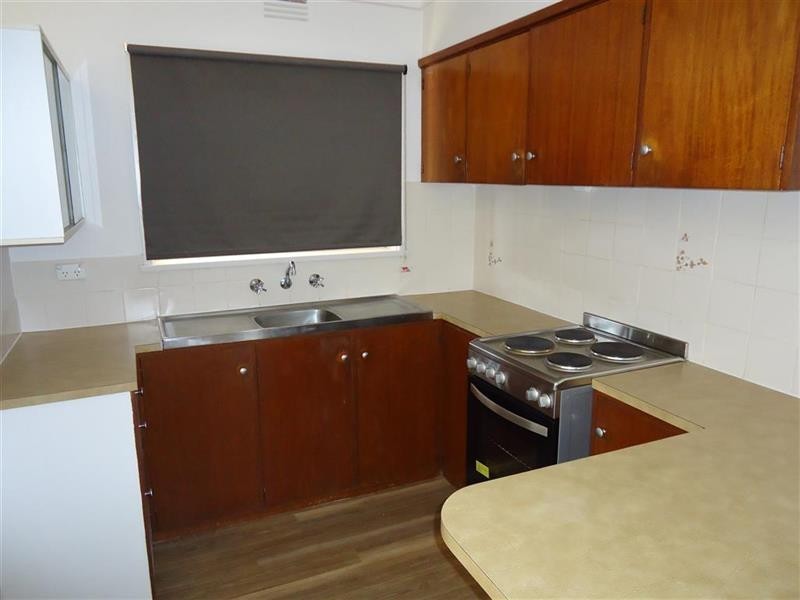 3/2 Fairbairn  Cres, Wagga Wagga NSW 2650