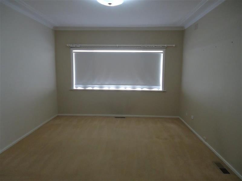 18 Shaw St, Wagga Wagga NSW 2650